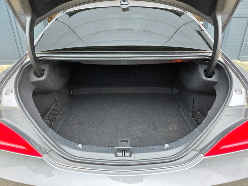Mercedes-Benz CLA 45 AMG 4MATIC Edition 1 / PANO / CARPLAY / CAMERA / ALCAN — photo 13