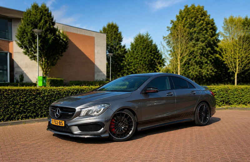 Mercedes-Benz CLA 45 AMG 4MATIC Edition 1 / PANO / CARPLAY / CAMERA / ALCAN — photo 2