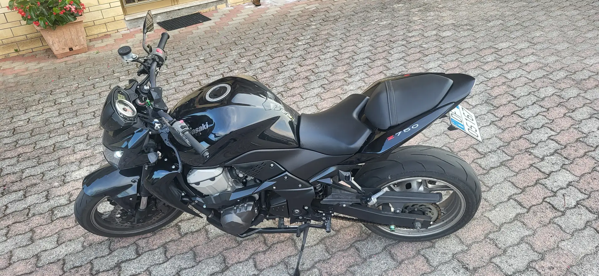 Kawasaki Z 750 Nero - 2