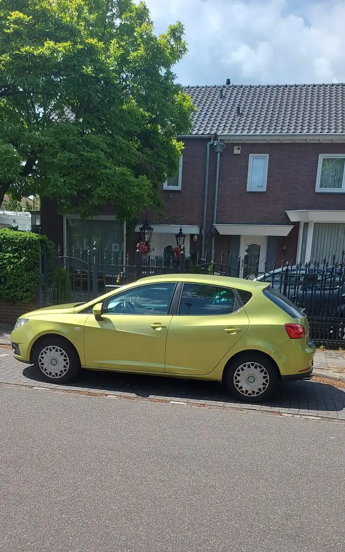 SEAT Ibiza 1.6 Style Verde - 1