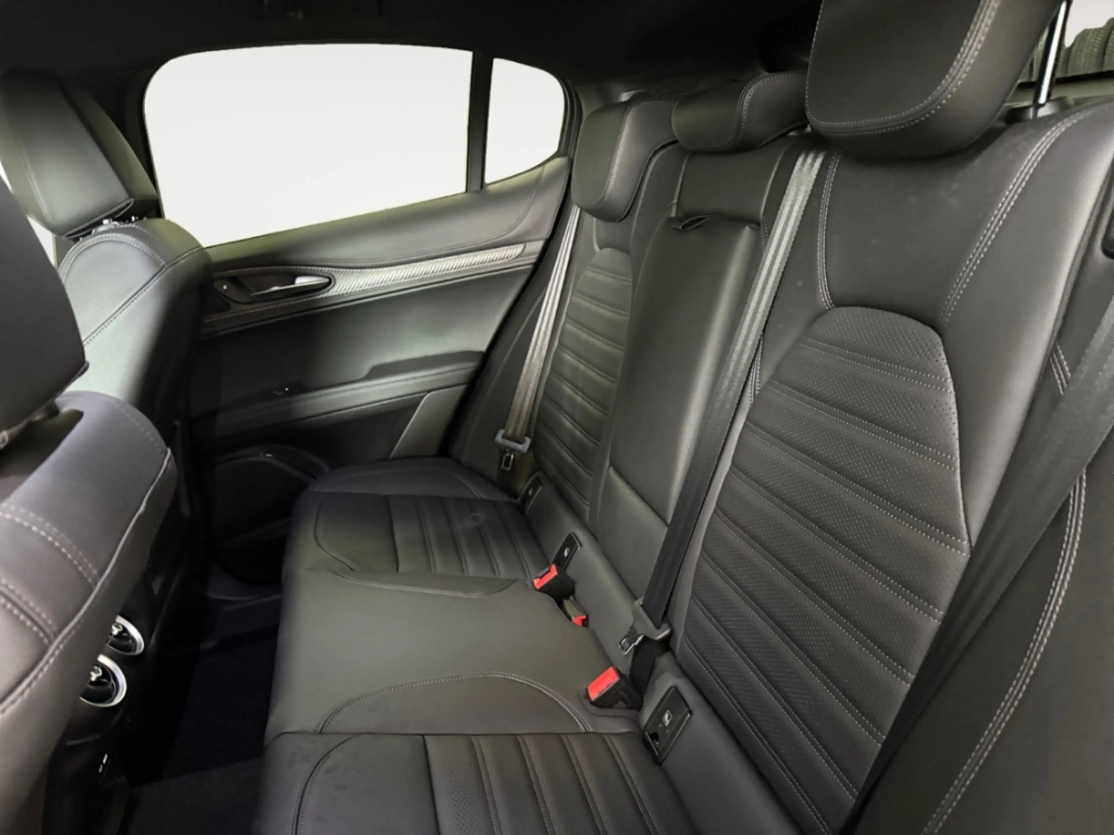 Alfa Romeo Stelvio Quadrifoglio Q4 AUTOMATIK NAV LED DIG-DISPLAY KAME — photo 12