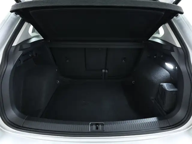 Volkswagen Tiguan view 6
