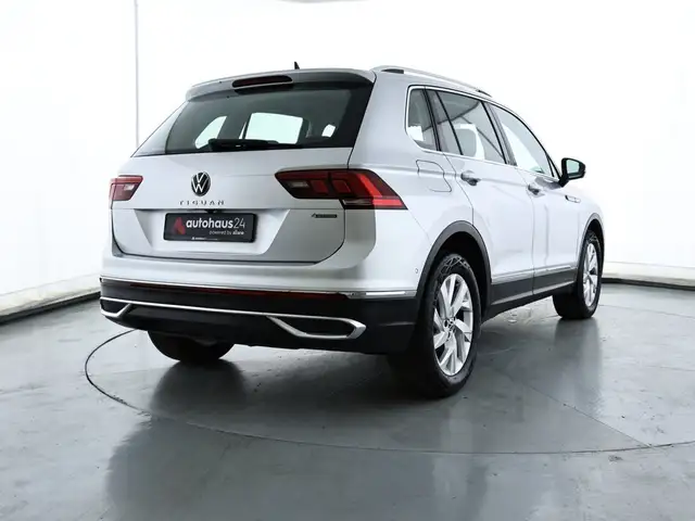 Volkswagen Tiguan view 5