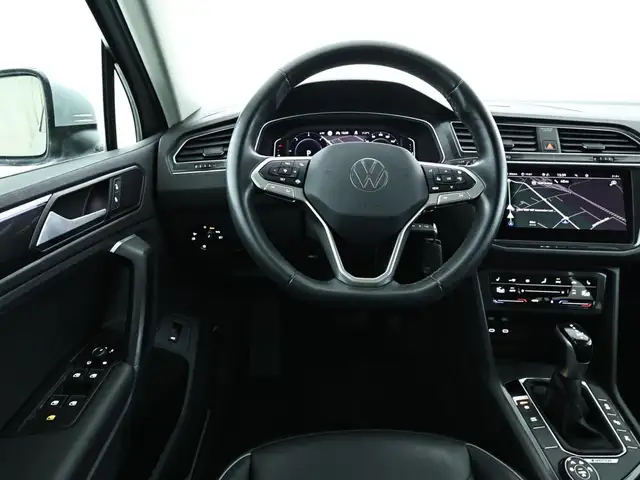 Volkswagen Tiguan view 10
