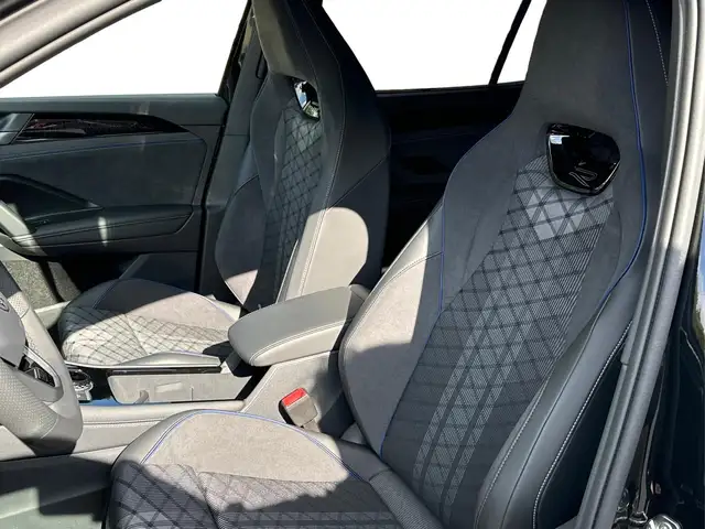 Volkswagen Tayron R-Line Edition Plus PLUG-IN+PANO+AHK+EL.HECKKL.... Ansicht 17