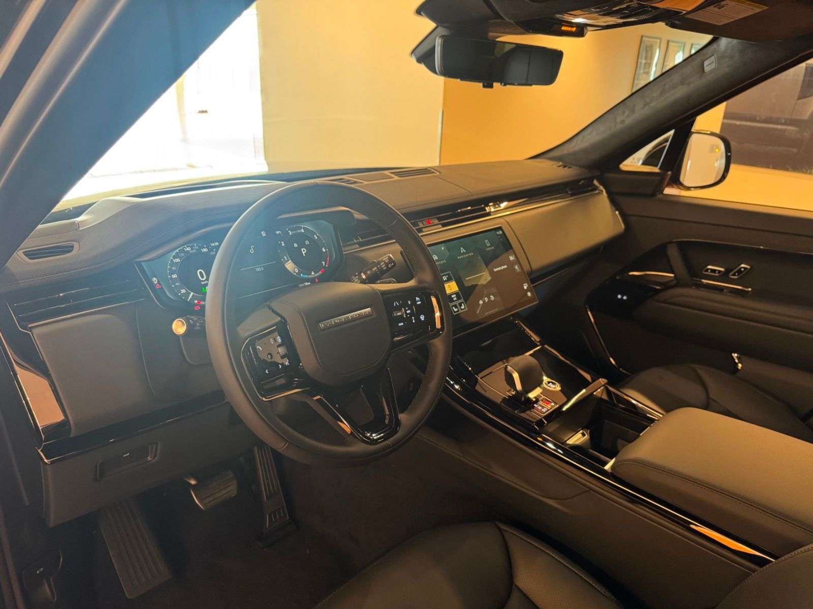 2026 Land Rover Range Rover Sport CALL 403-910-7881 OR 587-355-2339 FOR IMMEDIATE RE thumb 6