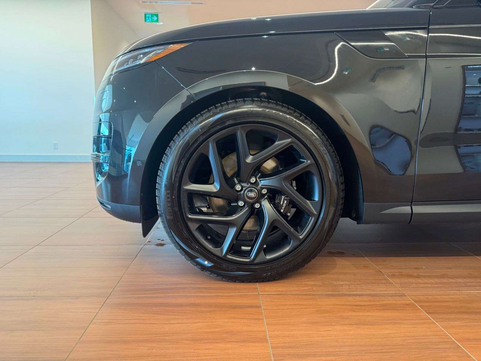 2026 Land Rover Range Rover Sport CALL 403-910-7881 OR 587-355-2339 FOR IMMEDIATE RE thumb 19