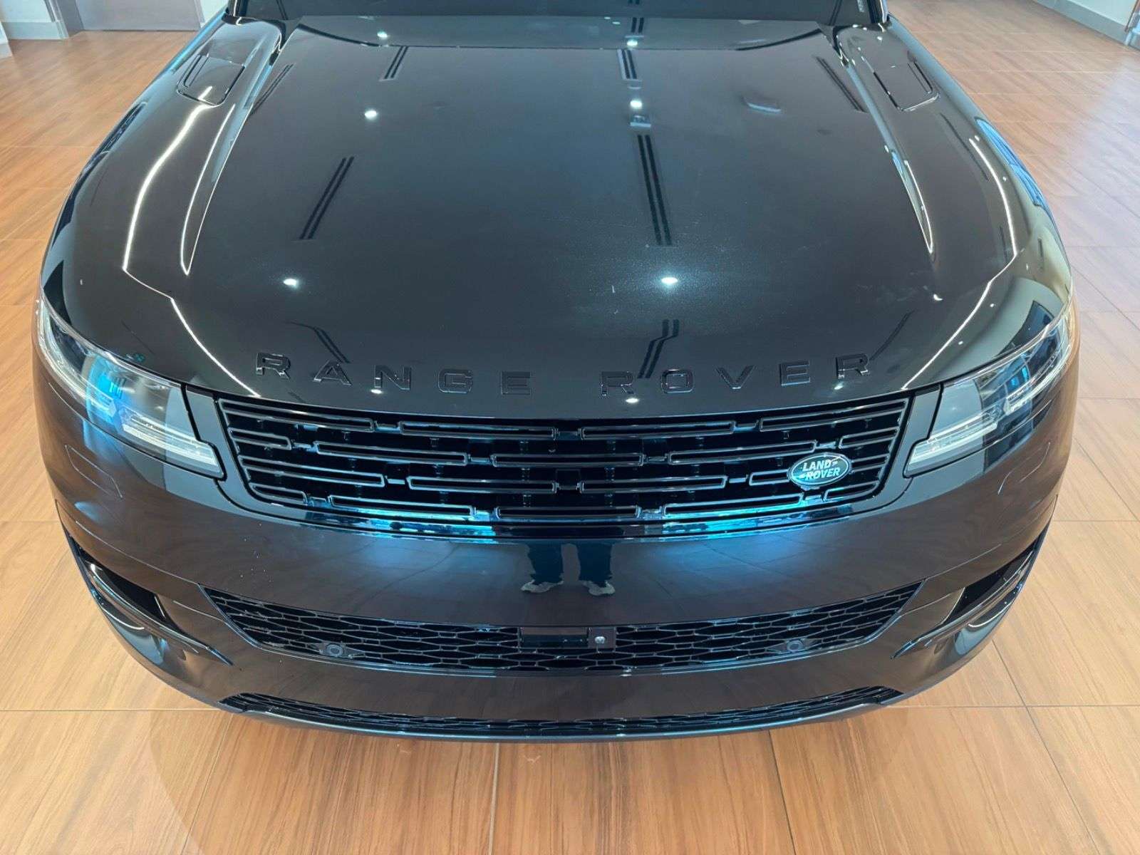 2026 Land Rover Range Rover Sport CALL 403-910-7881 OR 587-355-2339 FOR IMMEDIATE RE thumb 17