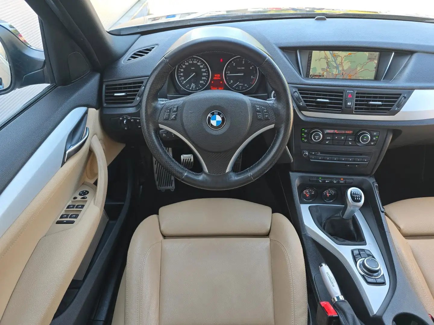 BMW X1 20d xDrive (AC Schnitzer Tune/Navi Pro) Bleu - 2