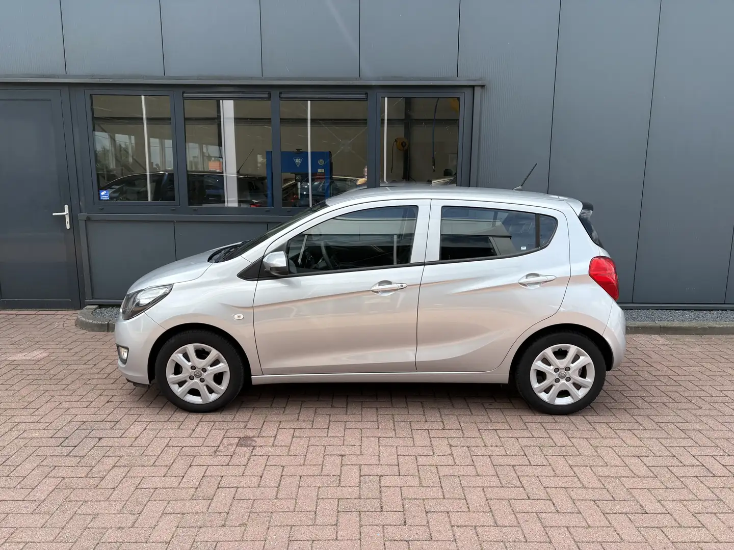 Opel Karl 1.0 75pk Edition AIRCO/CRUISE/MEDIA/PDC Gris - 2