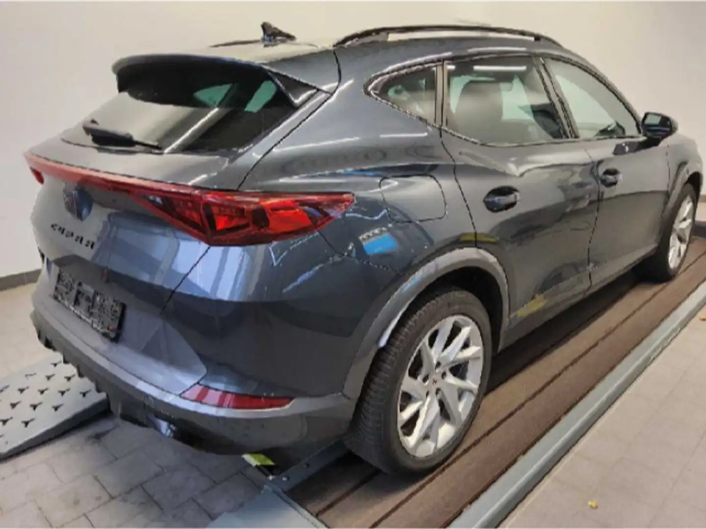CUPRA Formentor 1.4 e-HYBRID ACC FULL-LED SHZ AHK Grau - 2