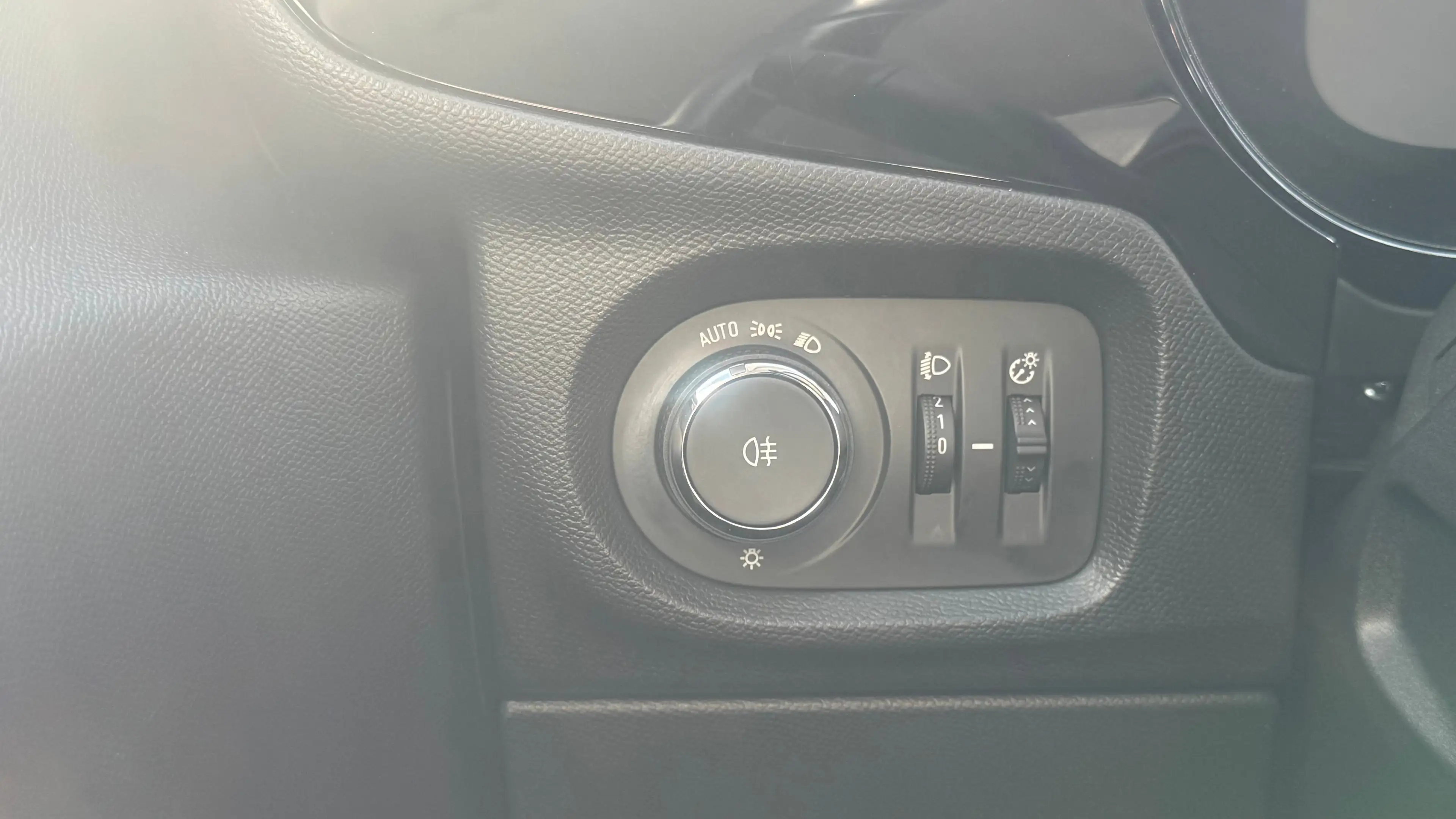 Opel Corsa 1.2 TURBO 100PK ELEGANCE / NAVI / LEDER / CLIMA / — photo 20