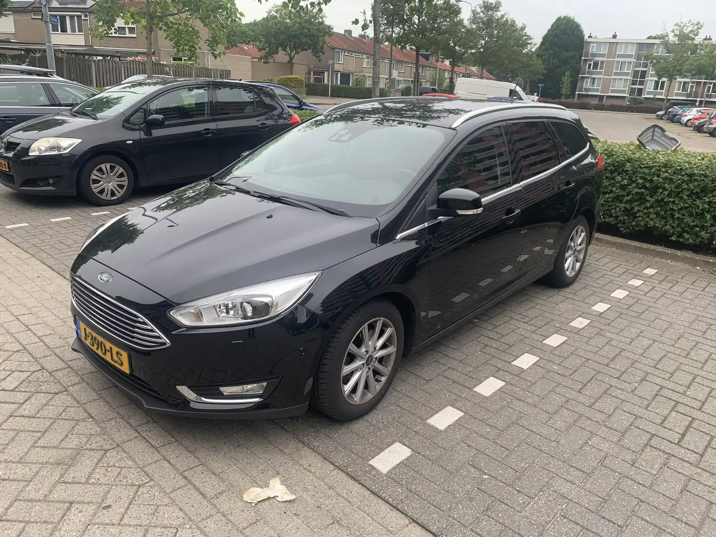 Ford Focus 1.5 Titanium Zwart - 2