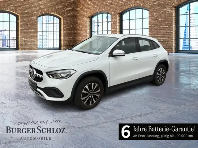 Mercedes-Benz GLA 250 e 360/AHK/LED/SHZ