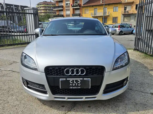 Audi TT view 2