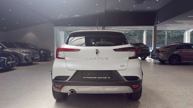 Renault Captur — photo 7