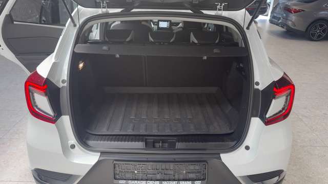 Renault Captur — photo 18