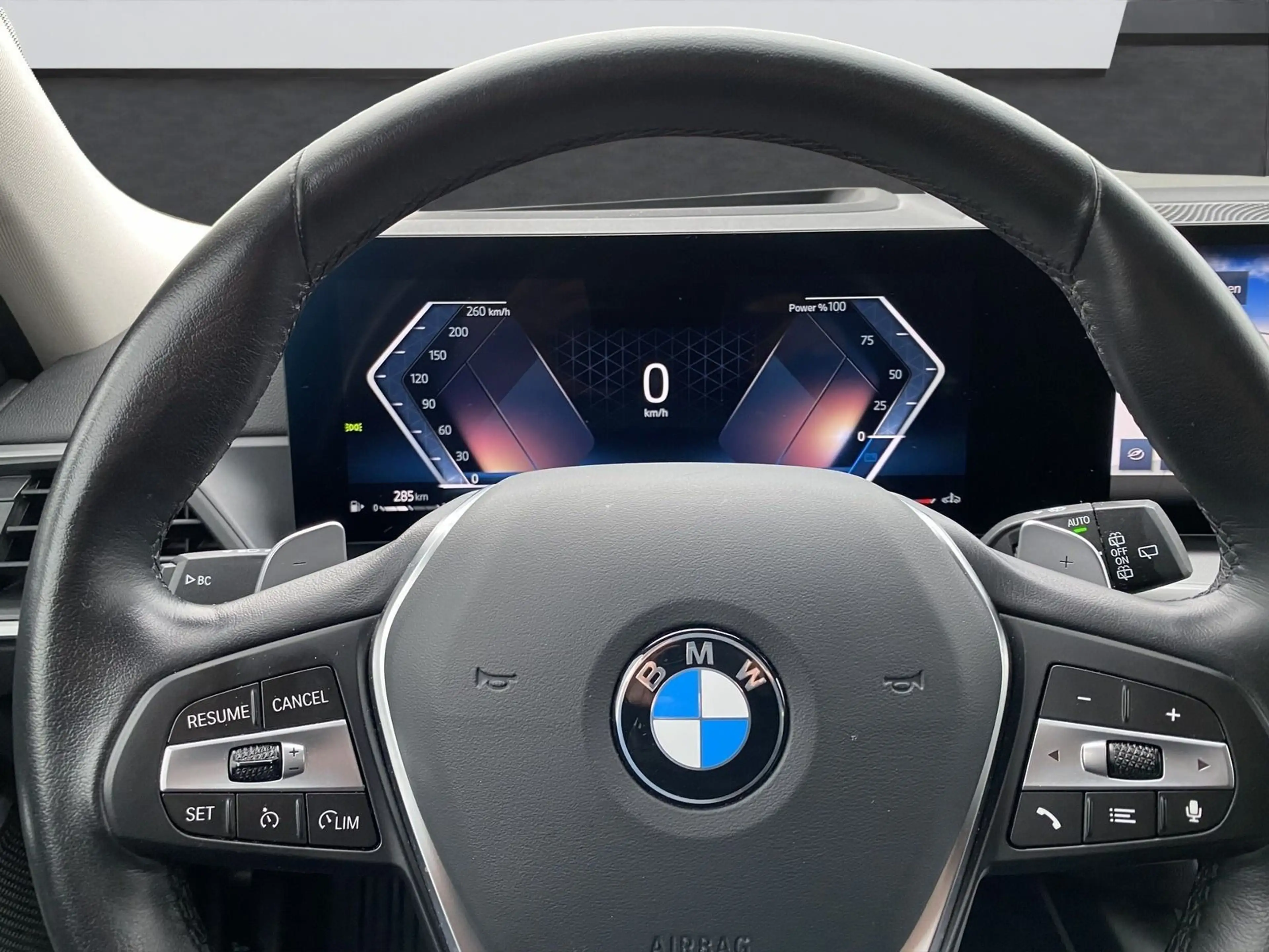 BMW 318 i Touring HEAD-UP*KAMERA*LIVE COCKPIT+*LED* — photo 15