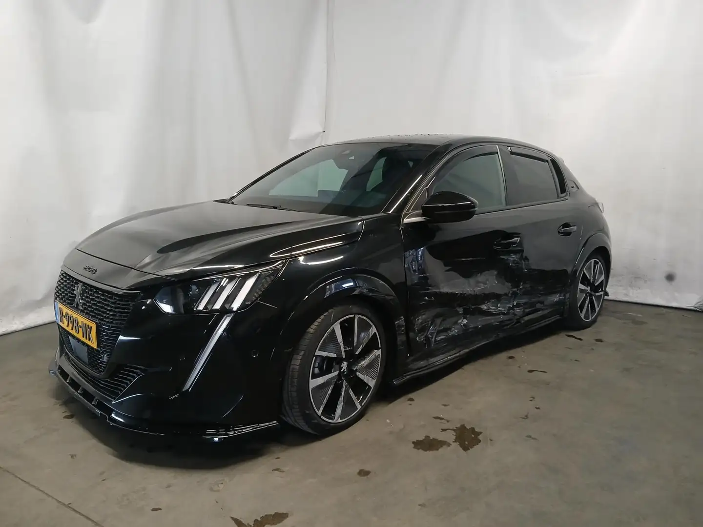 Peugeot e-208 EV GT 350 50 kWh - Leer - Linker Zijschade Zwart - 2