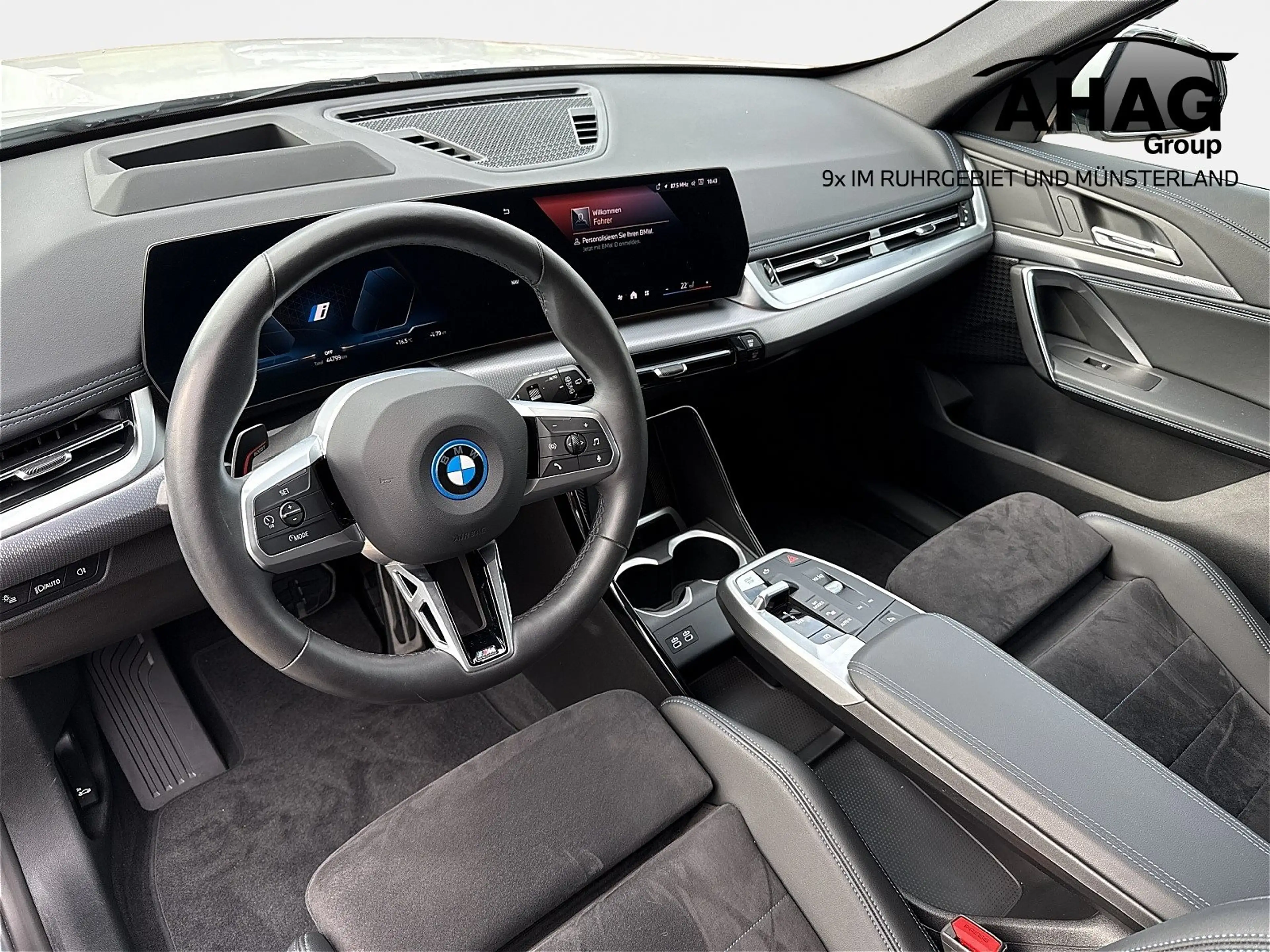 BMW iX1 xDrive30 M Sport Pro Head-Up 360° adapt.Fahrwerk L — photo 8