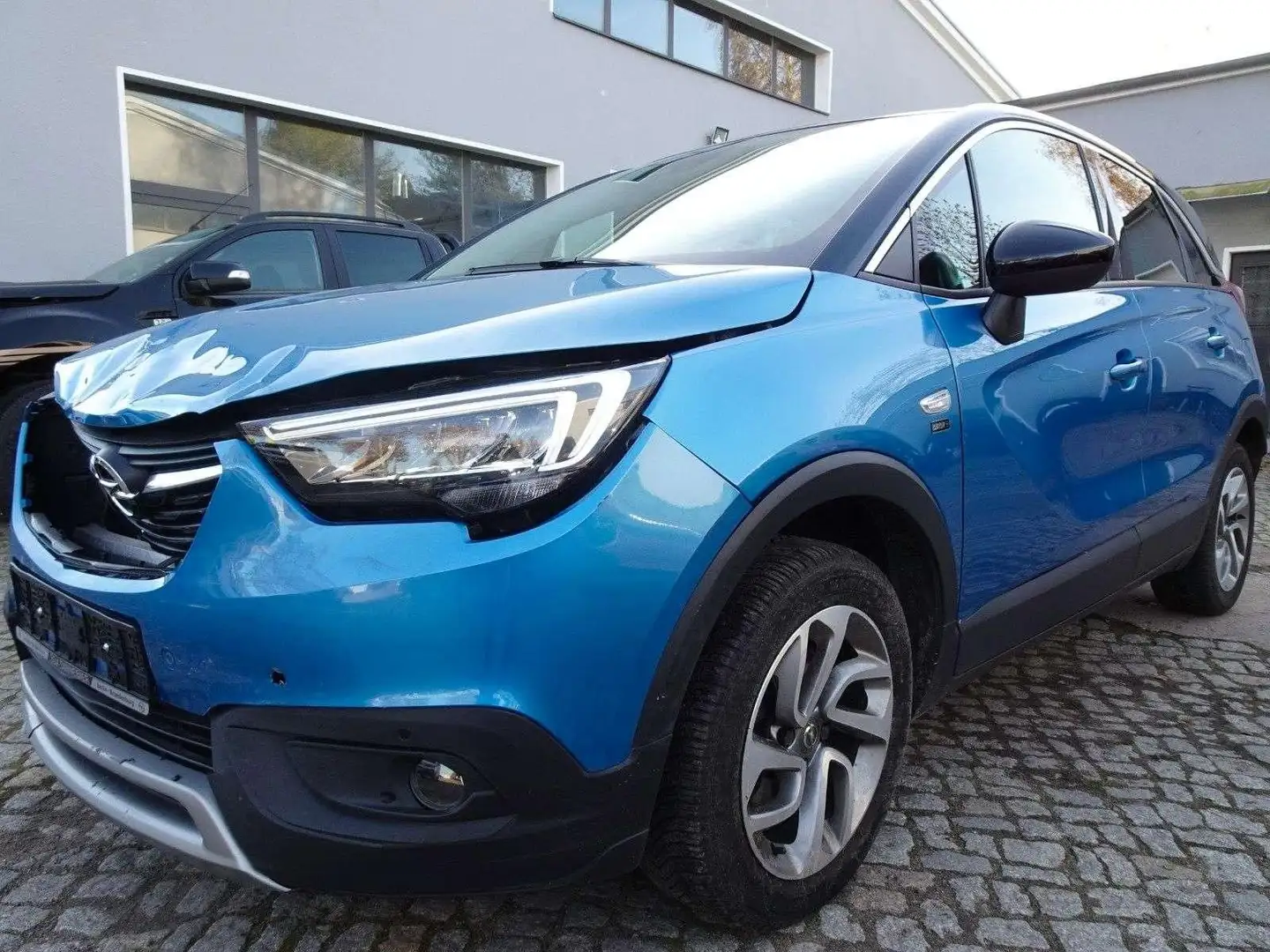 Opel Crossland X 2020 1.2 81kW, KLIMATR-SHZ-PDC-LHZ Bleu - 1