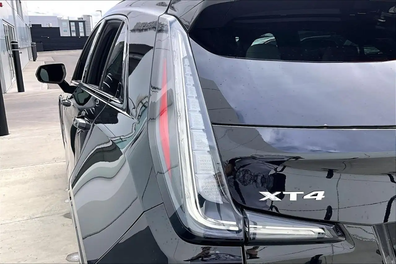 Cadillac XT4 снимка Cadillac XT4