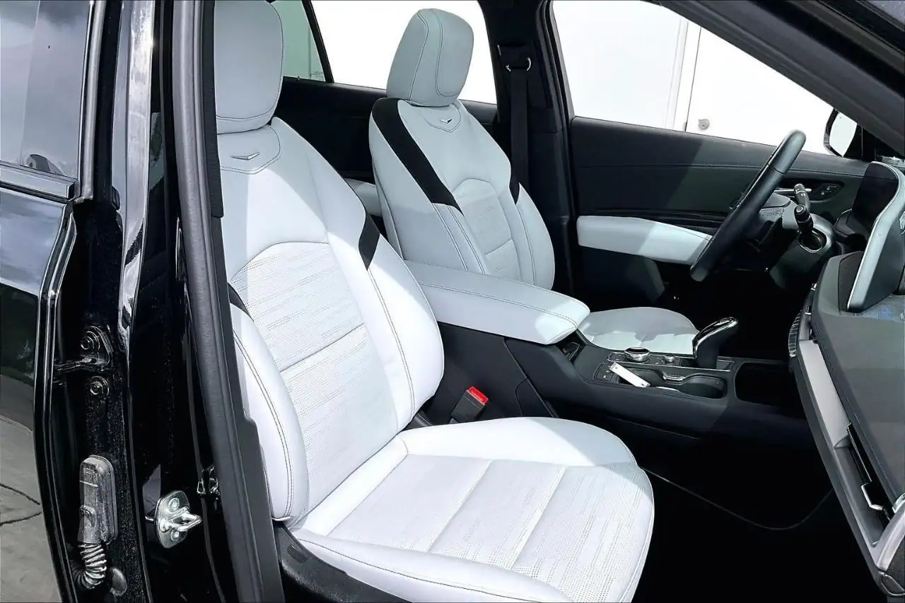 Cadillac XT4 снимка Cadillac XT4