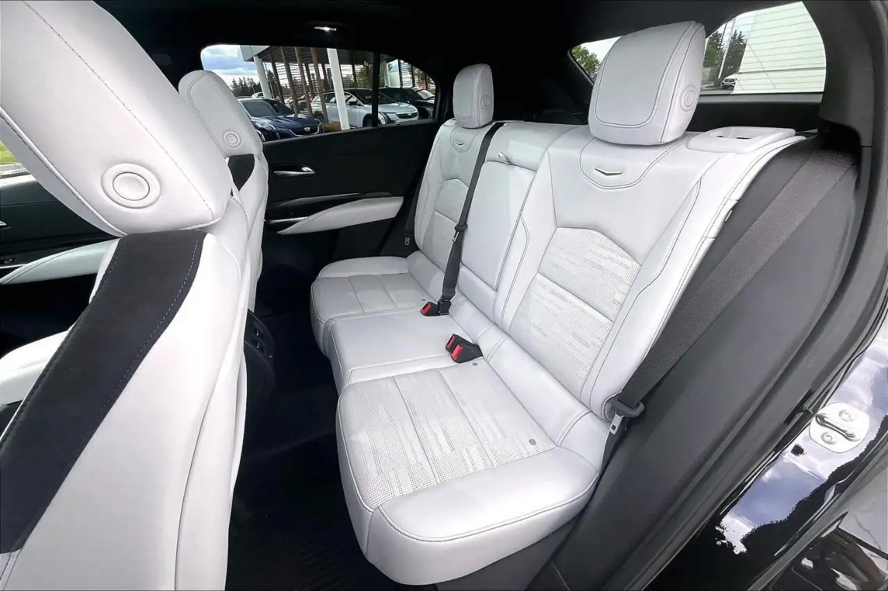 Cadillac XT4 снимка Cadillac XT4