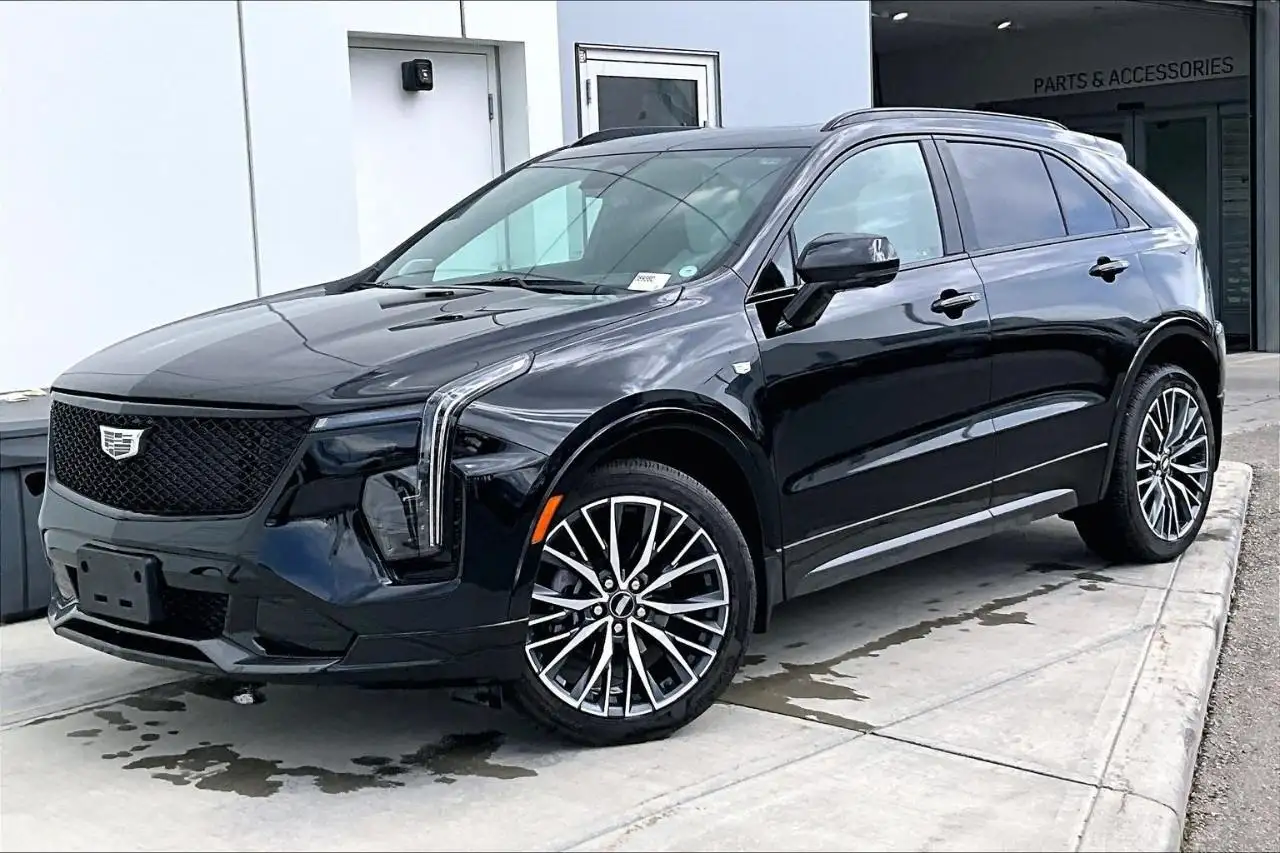 Cadillac XT4 снимка Cadillac XT4
