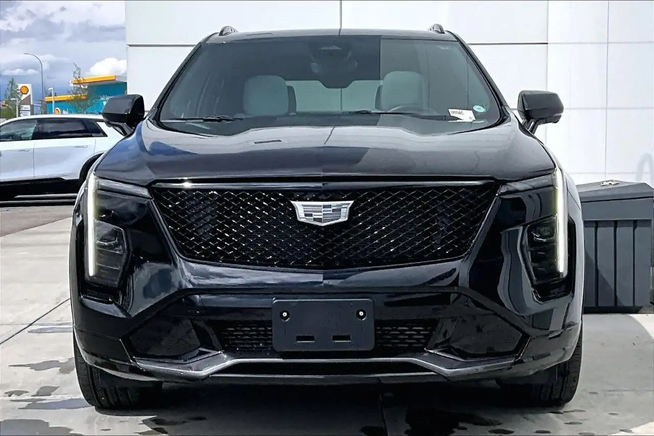 Cadillac XT4 снимка Cadillac XT4