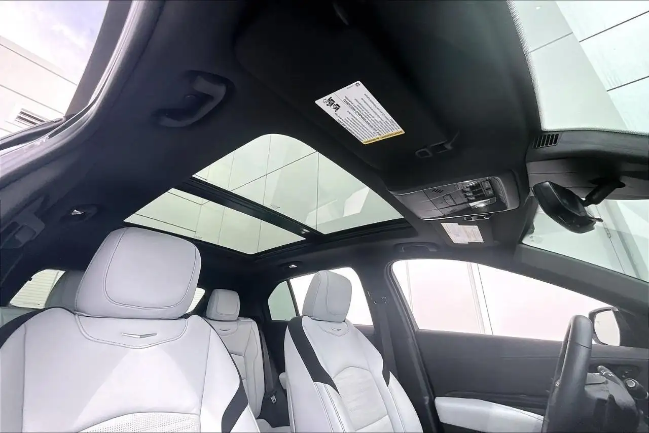 Cadillac XT4 снимка Cadillac XT4