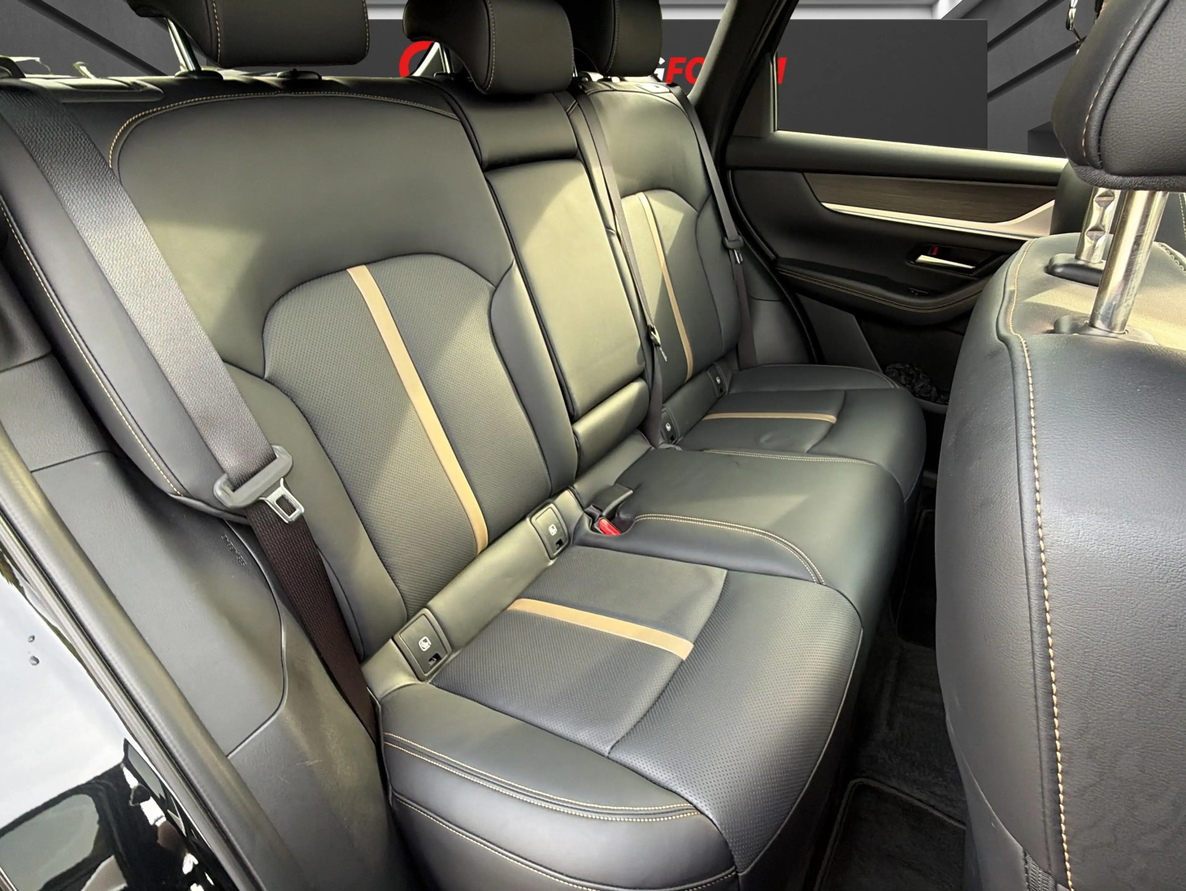 Mazda CX-60 Homura Plus Hybrid AWD CarPlay*LED*Pano — photo 10