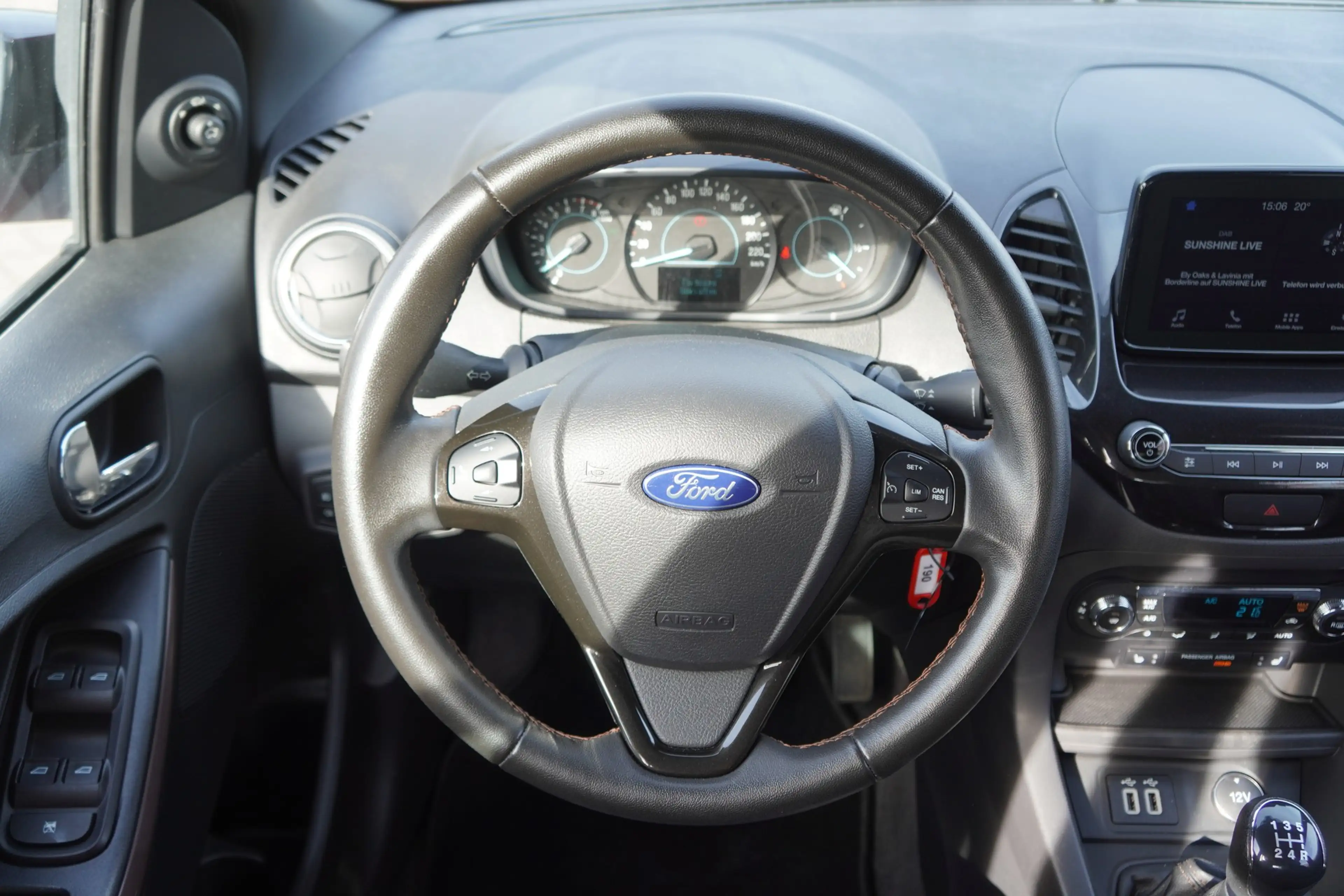 Ford Ka/Ka+ KA+ Active Klimaaut. Android Apple Sitzheizung — photo 14