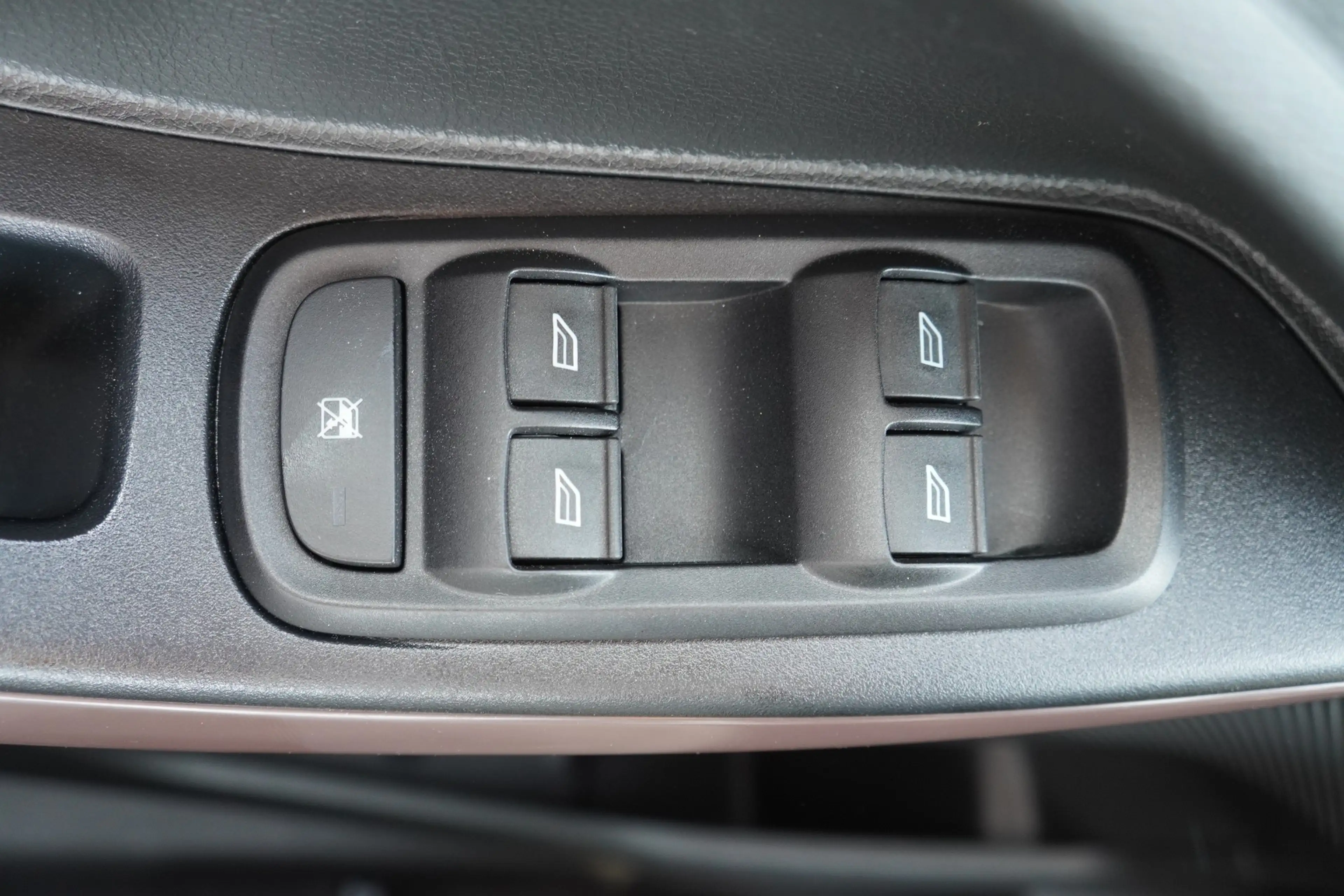 Ford Ka/Ka+ KA+ Active Klimaaut. Android Apple Sitzheizung — photo 15