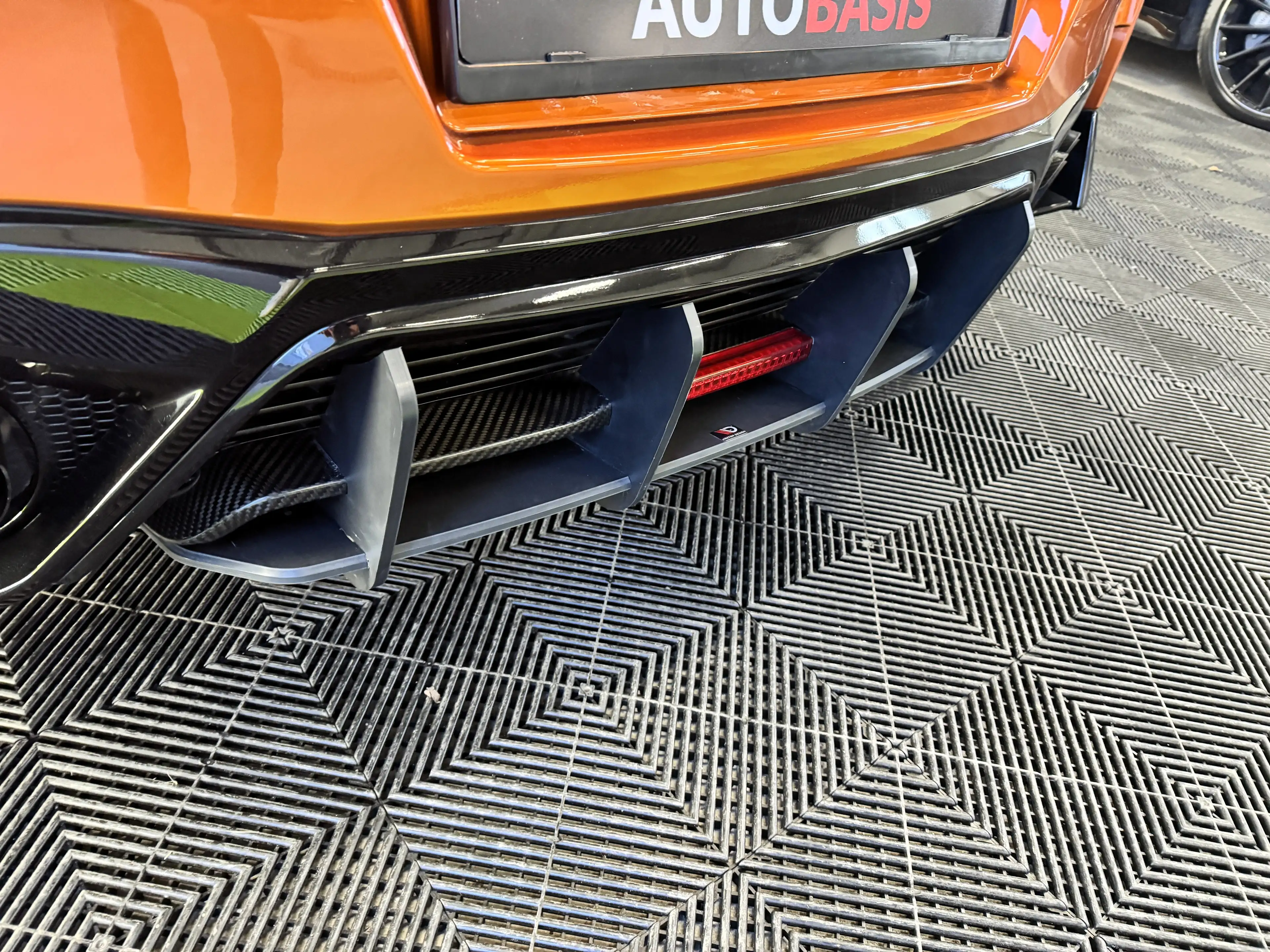 Nissan GT-R R35 Prestige Edition Katsura Orange/Bose/Carbon — photo 13