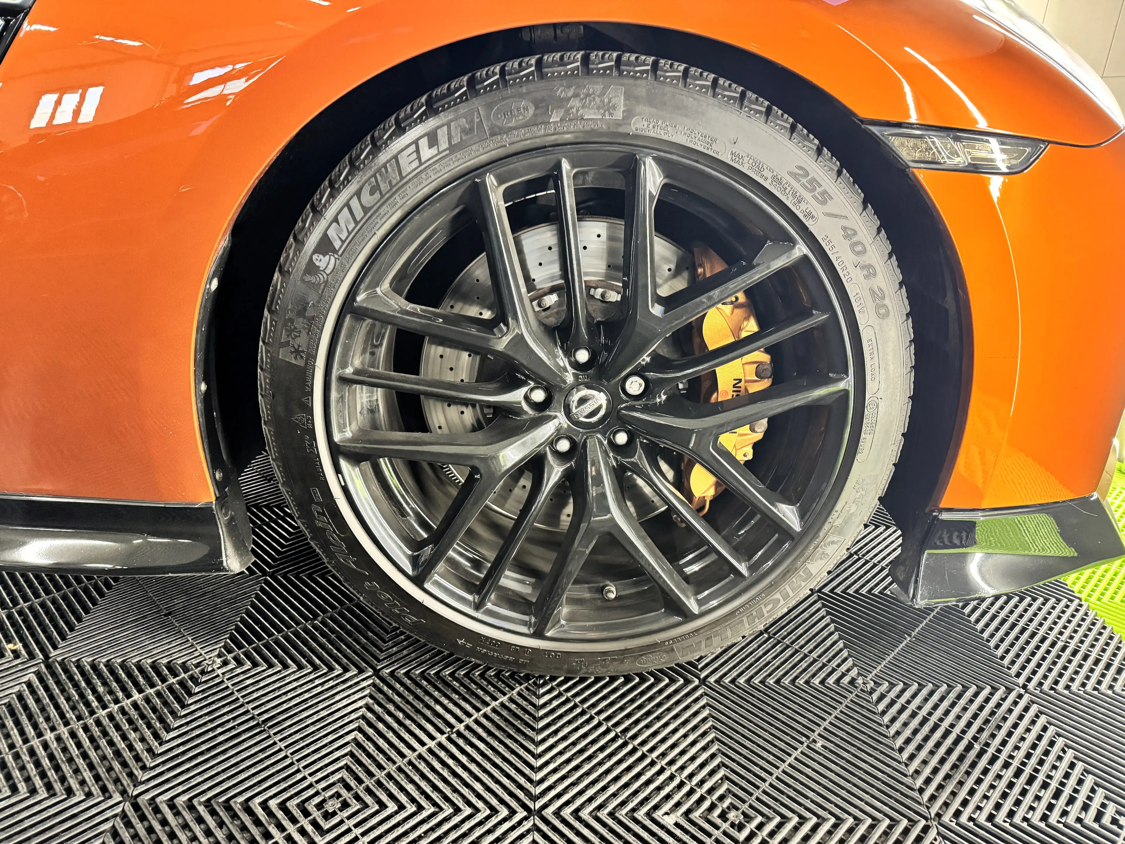 Nissan GT-R R35 Prestige Edition Katsura Orange/Bose/Carbon — photo 10