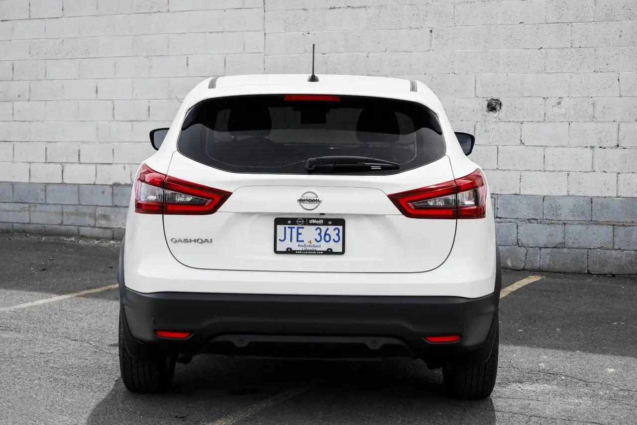 Nissan Qashqai снимка Nissan Qashqai
