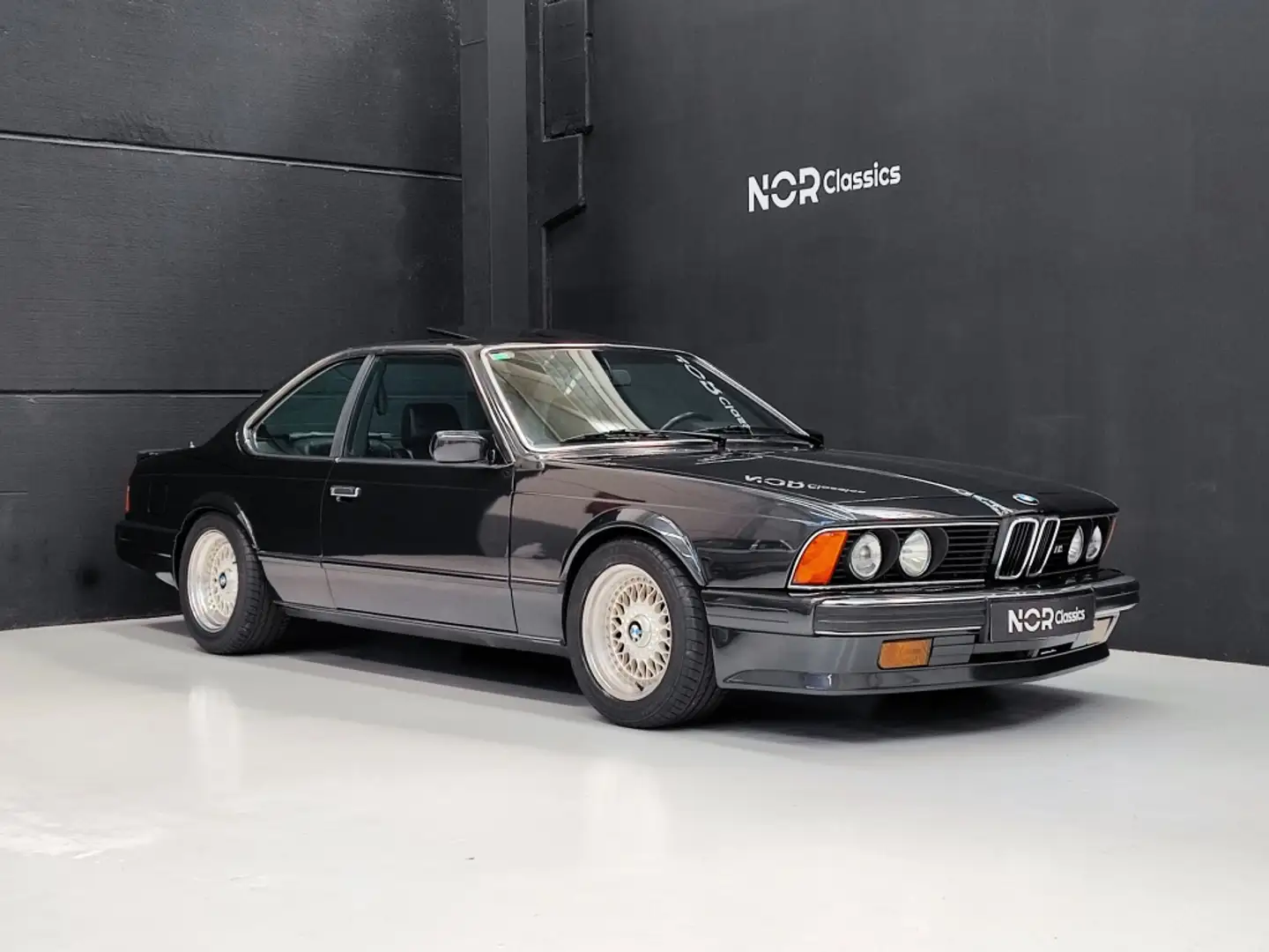 BMW 635 M635CSi Чорний - 1