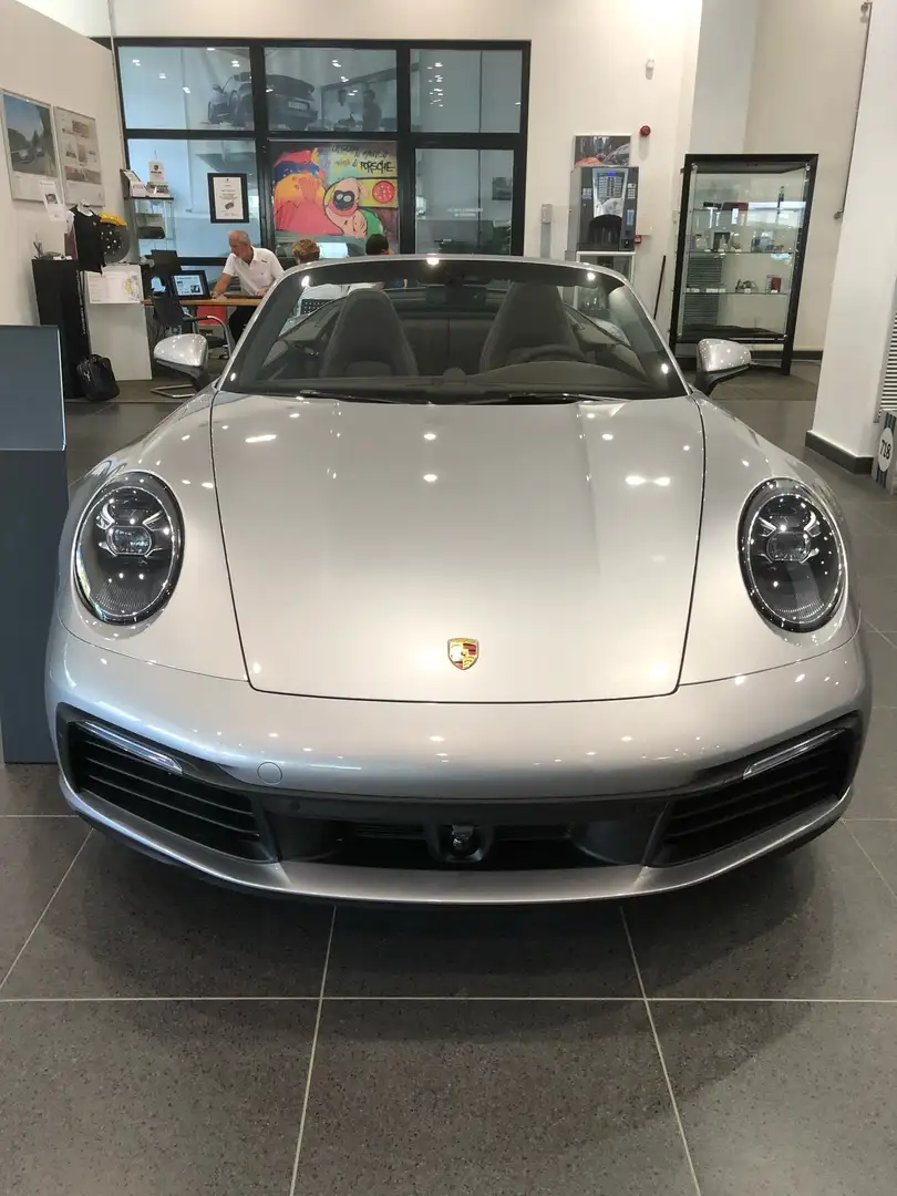 Porsche 911 Cabrio 3.0 Carrera 4S auto Grau - 1