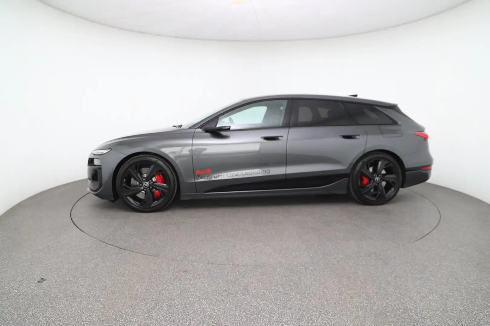 Audi S6 e-tron e-tron Grau - 2