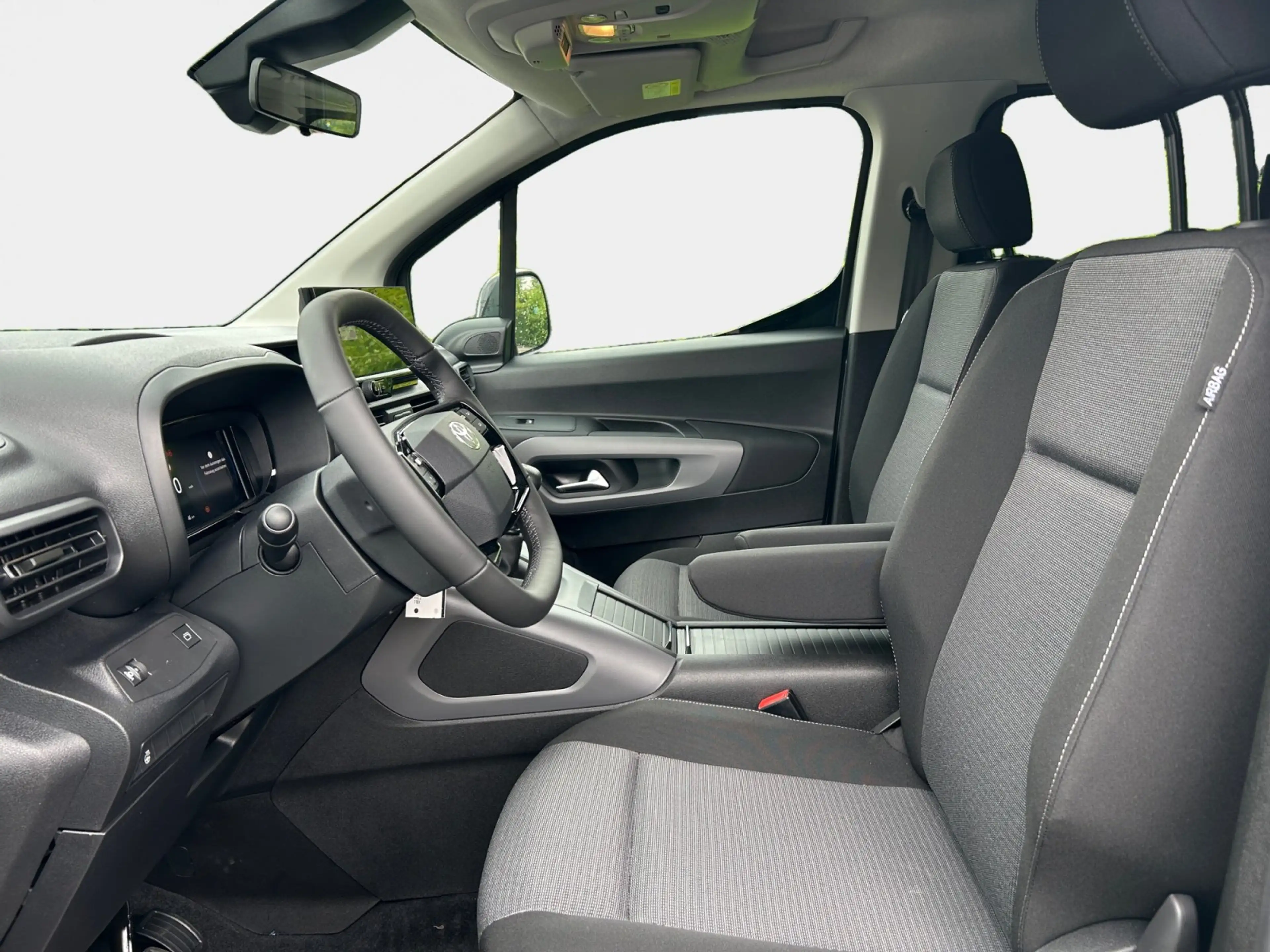 Toyota Proace City Verso Teamplayer L1 1.2-P 110 2xKlima — photo 9