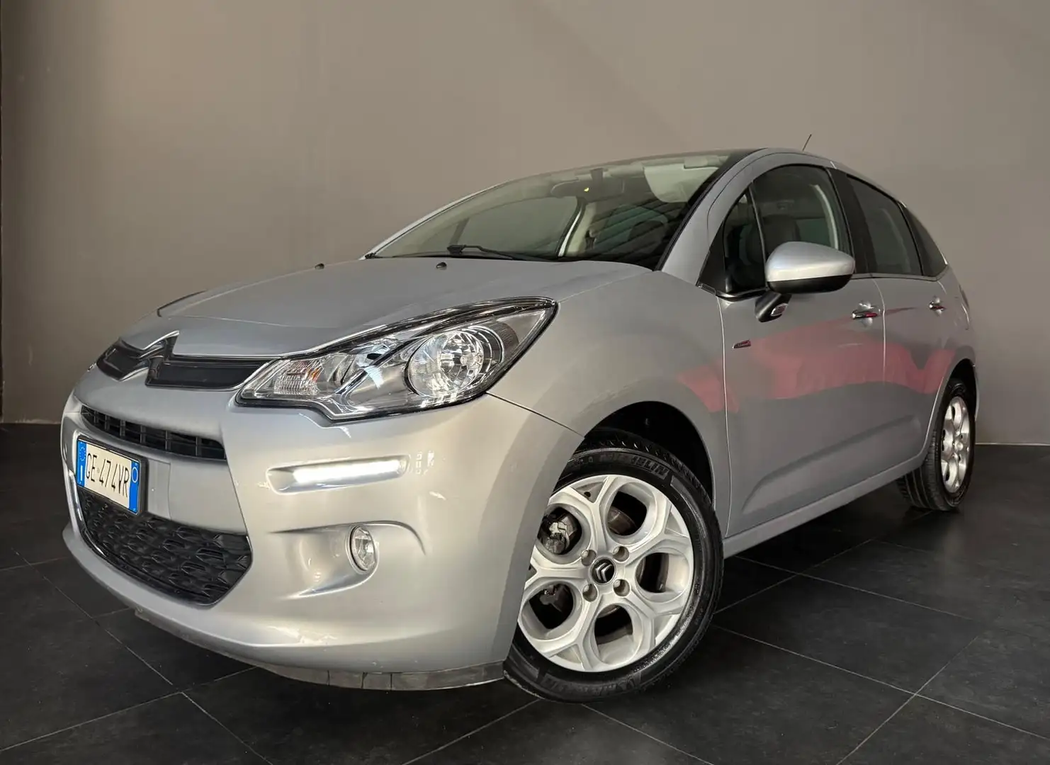 Citroen C3 TETTO PANORAMICO INTERNI IN PELLE - 2