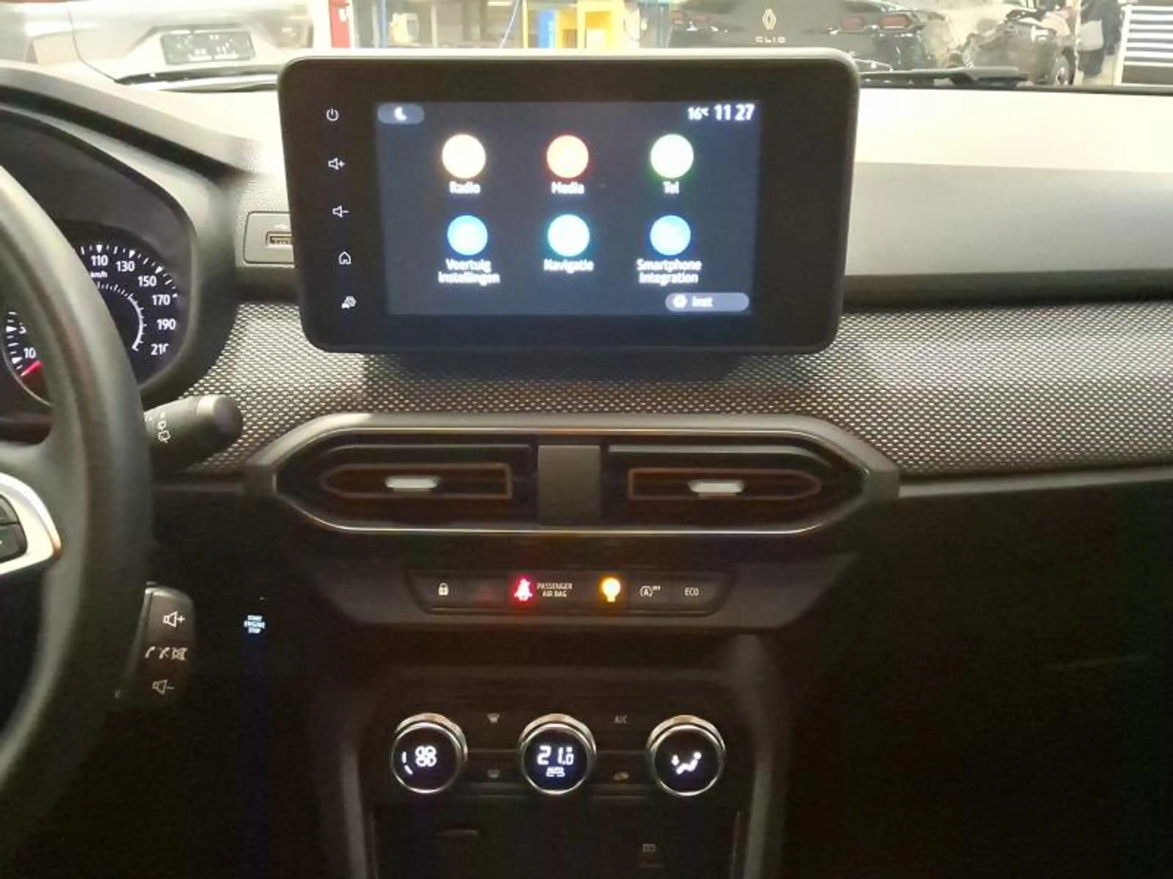 Dacia Sandero Stepway Plus ECO-G 100 — photo 12