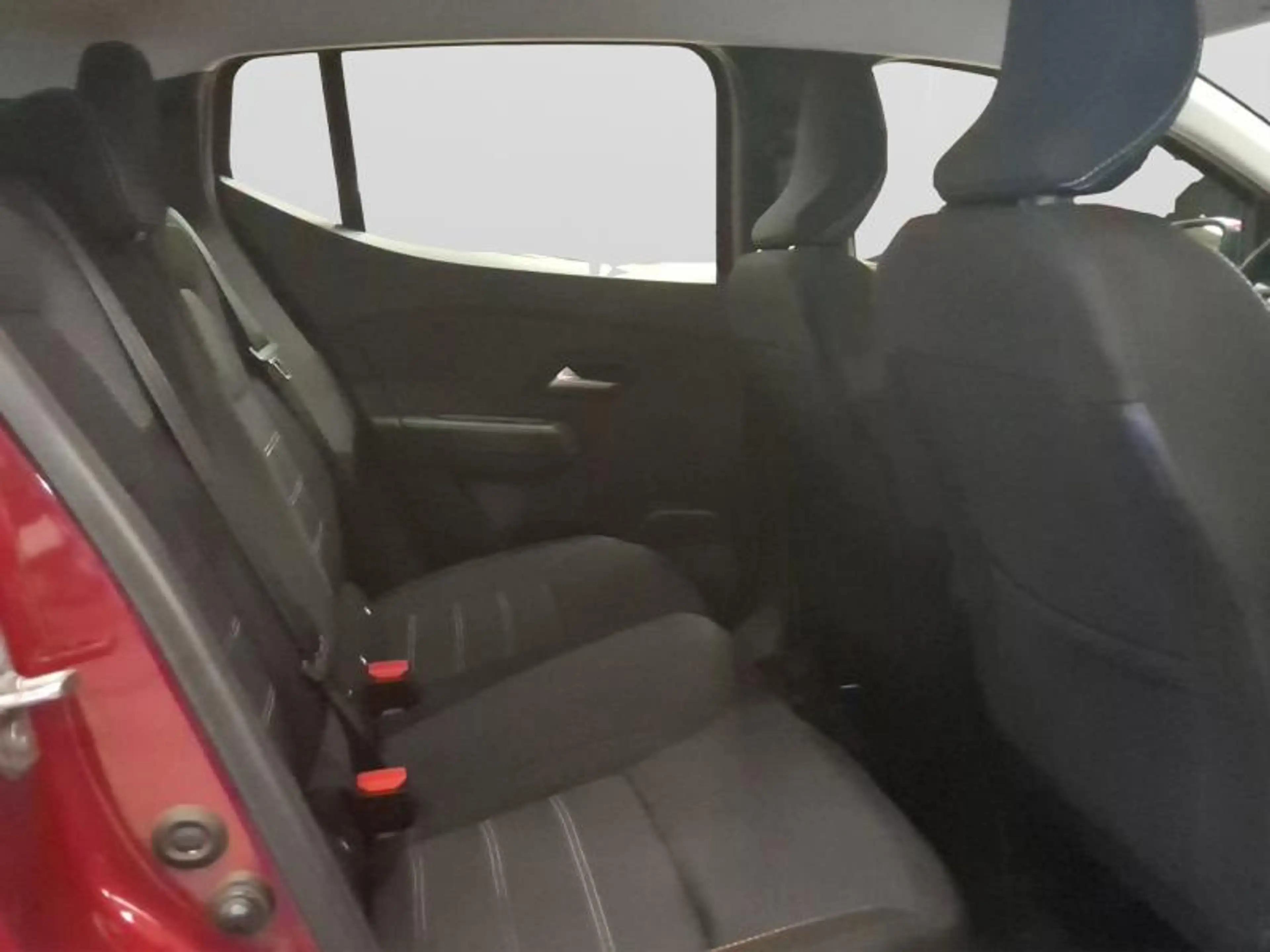 Dacia Sandero Stepway Plus ECO-G 100 — photo 14