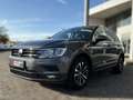 Volkswagen Tiguan Comfortline BMT Start-Stopp Navi Apple CarPlay And Gris - thumbnail 2