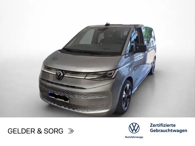 Volkswagen T7 Multivan 2.0 TDI Life 7Sitze*RFK*HuD*Pano*ACC