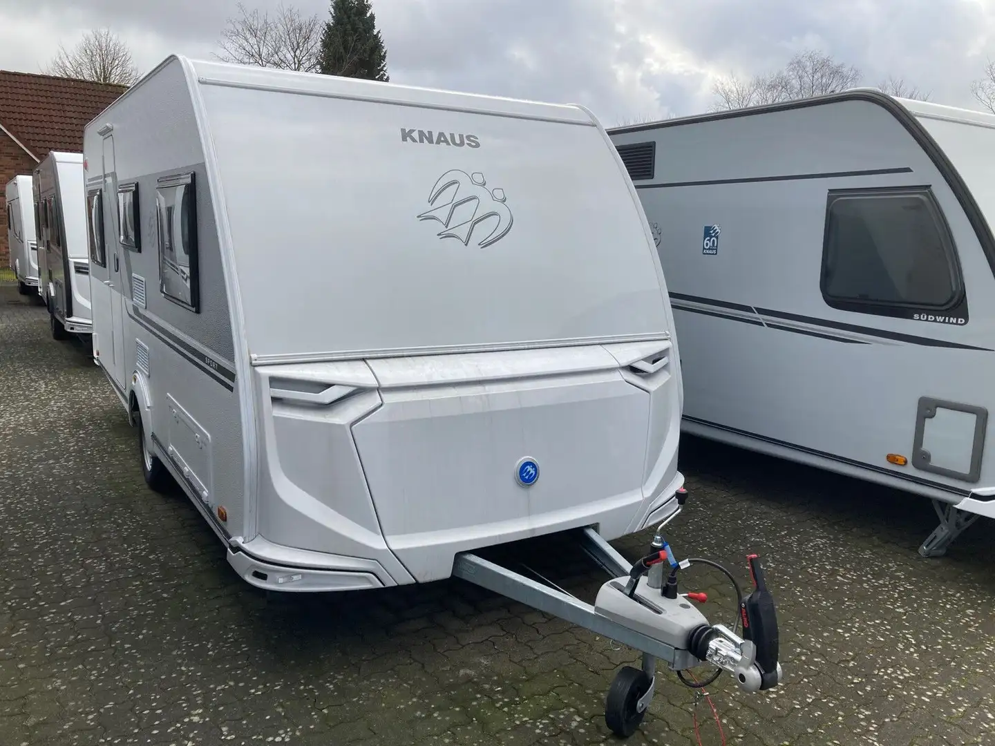 Knaus Sport 460 EU Weiß - 1