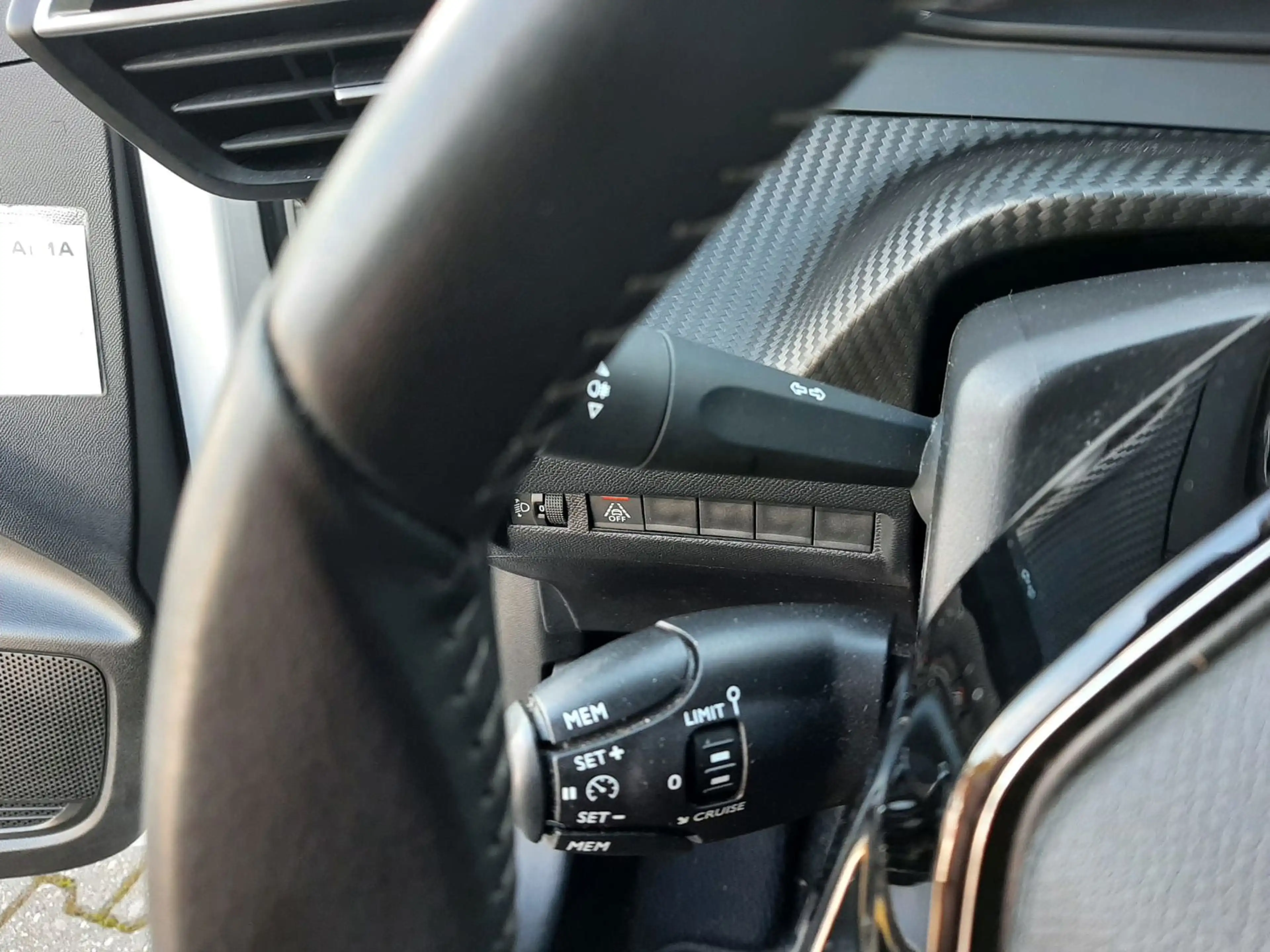 Peugeot 208 1.2 PureTech Active Pack navi clima cruise riem ve — photo 10