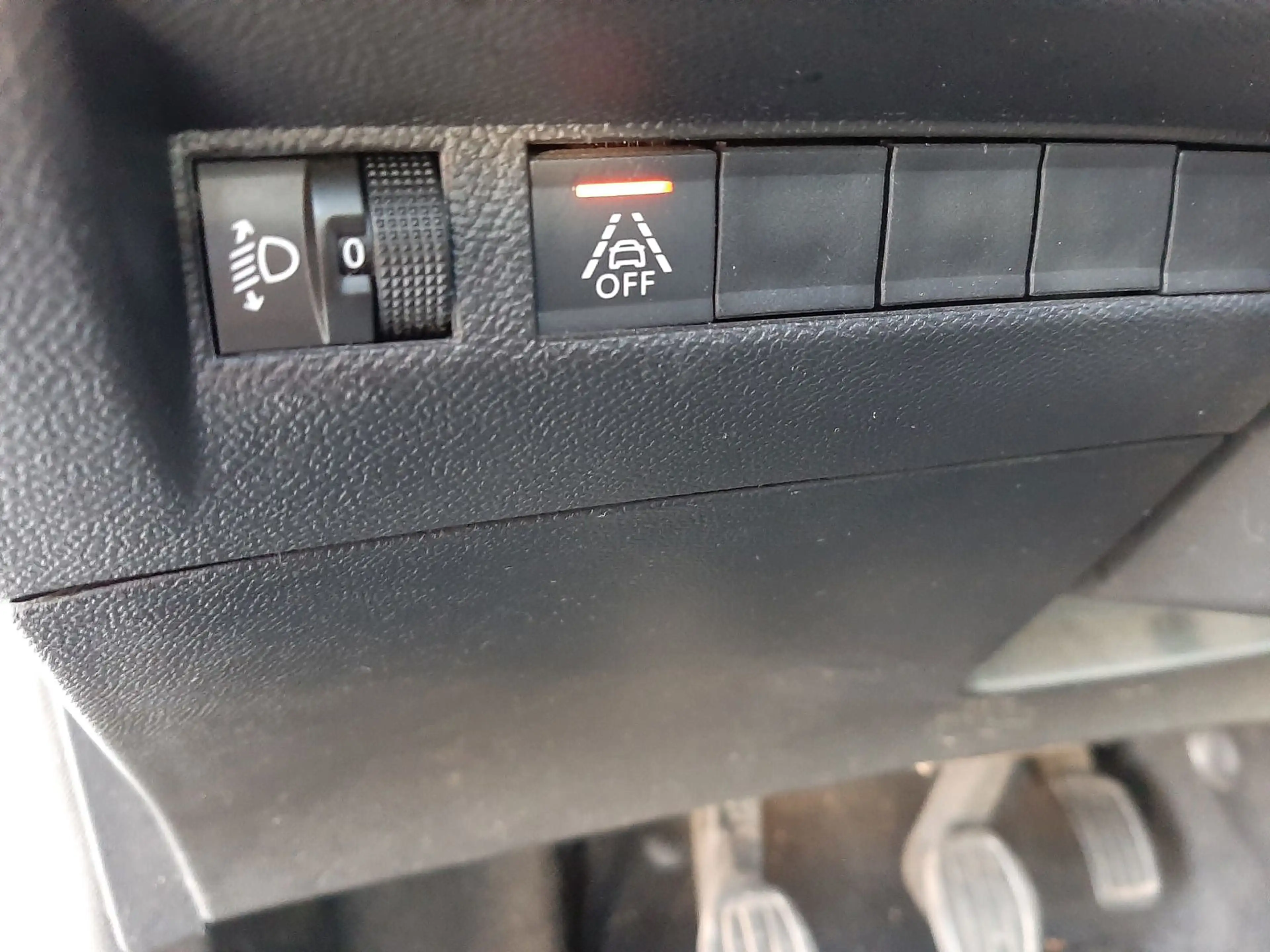 Peugeot 208 1.2 PureTech Active Pack navi clima cruise riem ve — photo 9
