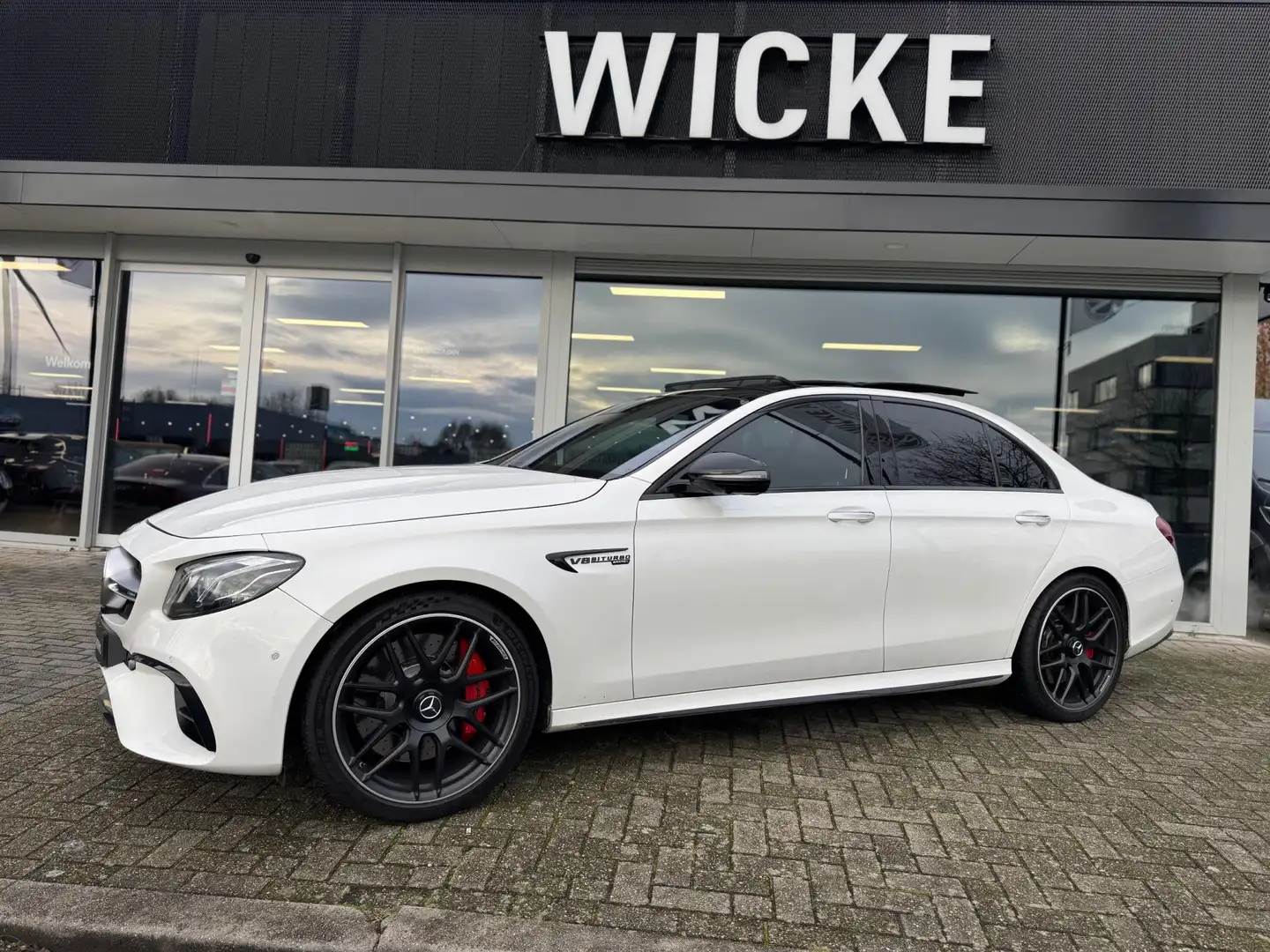 Mercedes-Benz E 63 AMG S 4MATIC Softclose Panorama 360 Camera Wit - 1